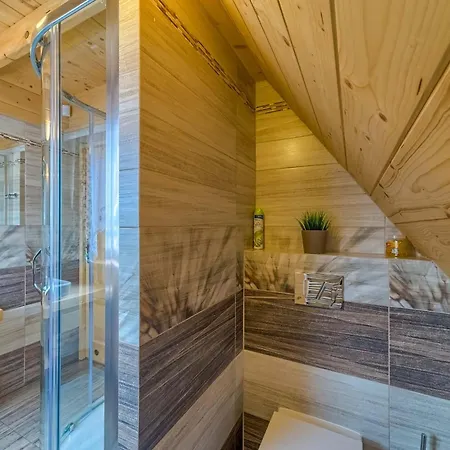 Alpesi faház W Bialce Z Jacuzzi W Ogrodzie