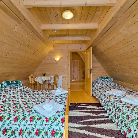 Chalet W Bialce Z Jacuzzi W Ogrodzie