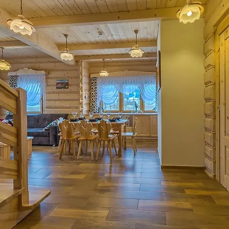 Domek alpejski W Białce *