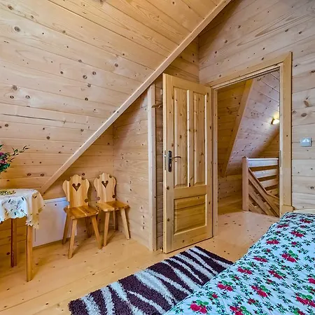 Chalet W Bialce Z Jacuzzi W Ogrodzie