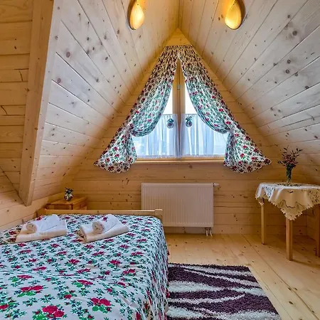 W Białce Domek alpejski Białka Tatrzańska