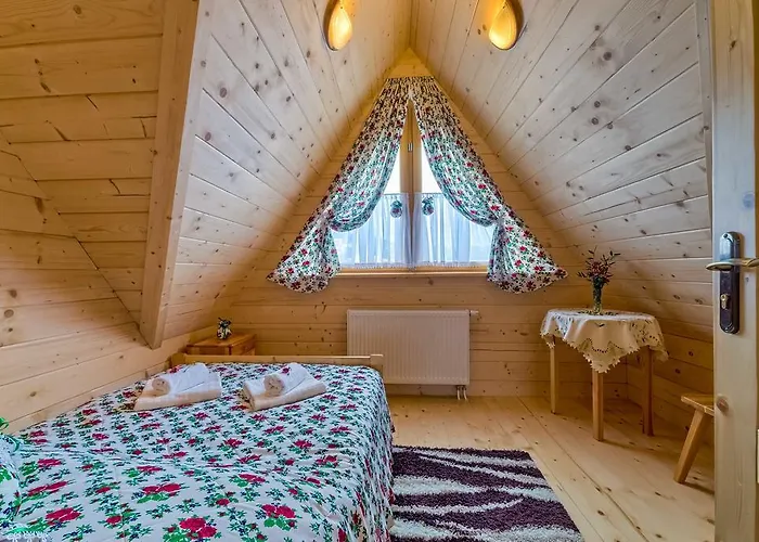 W Bialce Z Jacuzzi W Ogrodzie Dağ evi Bialka Tatrzanska